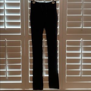 Black Lululemon yoga pants size 4